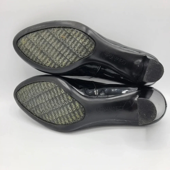 Calvin Klein Babe Black Patent Leather Heels Pumps Stacked Heel in Box 7 - Picture 10 of 15